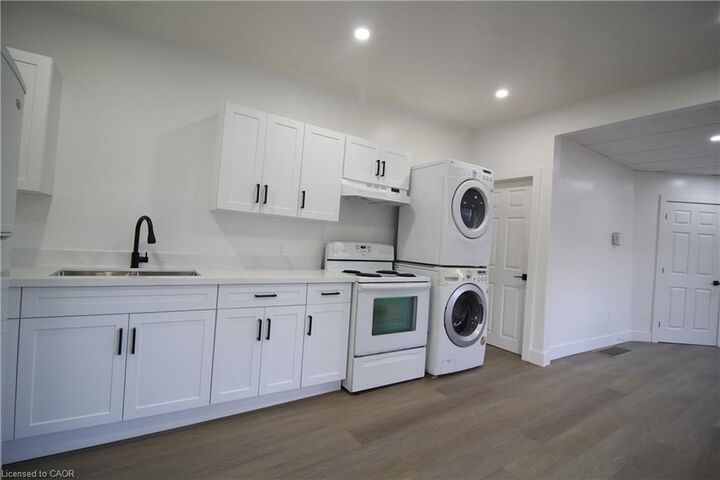 Photo de la propriété:  313 Wentworth Street N A  ON L8L 5V9 