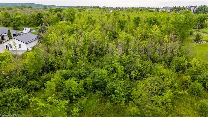 Property Photo: 106 Ridgecrest Lane ON N0H 2P0
