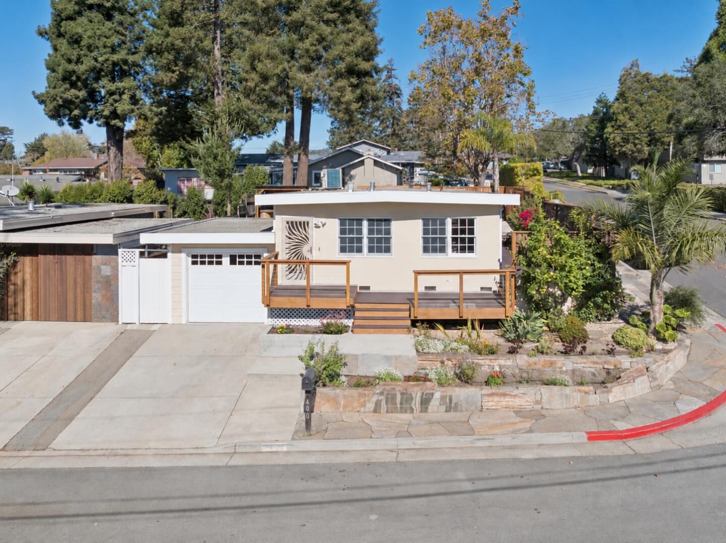 Property Photo:  400 Pine Street  CA 95010 