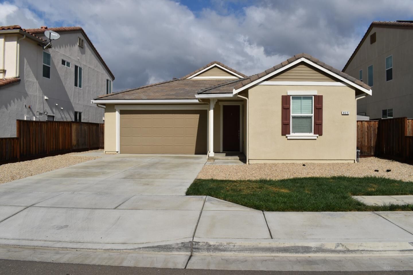 Property Photo: 825 Fulton Way CA 95023