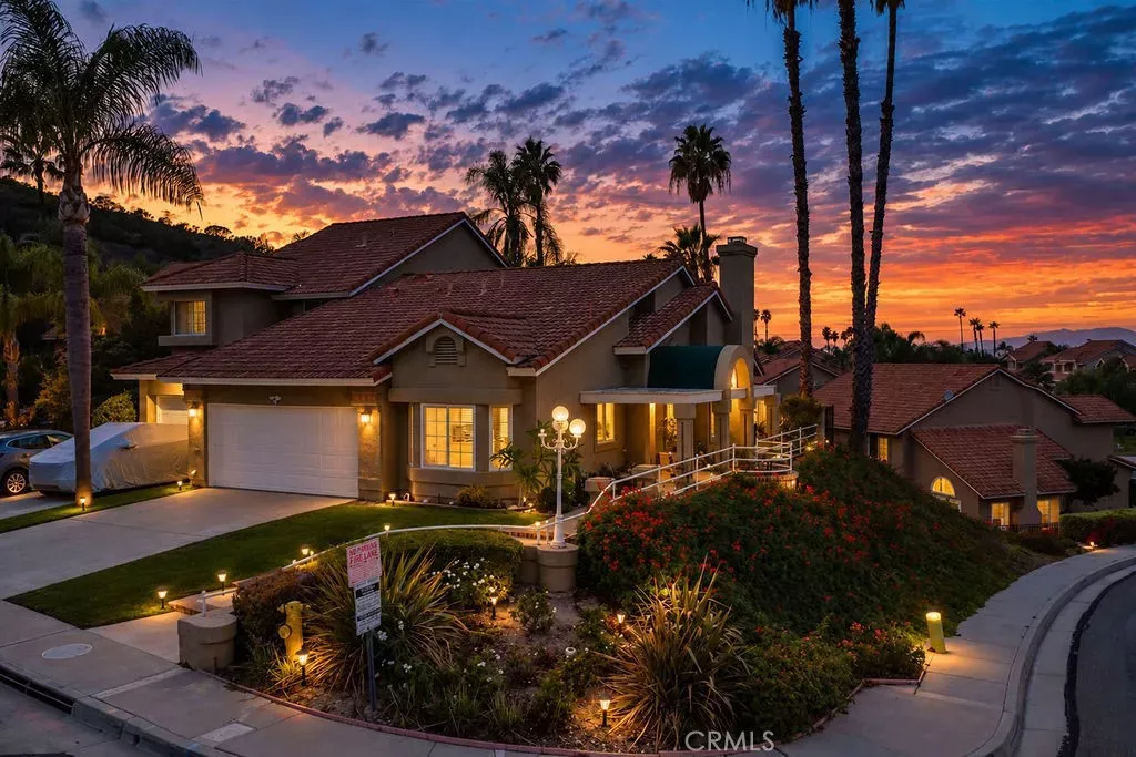 Property Photo:  881 S Trailblazer Circle  CA 92807 