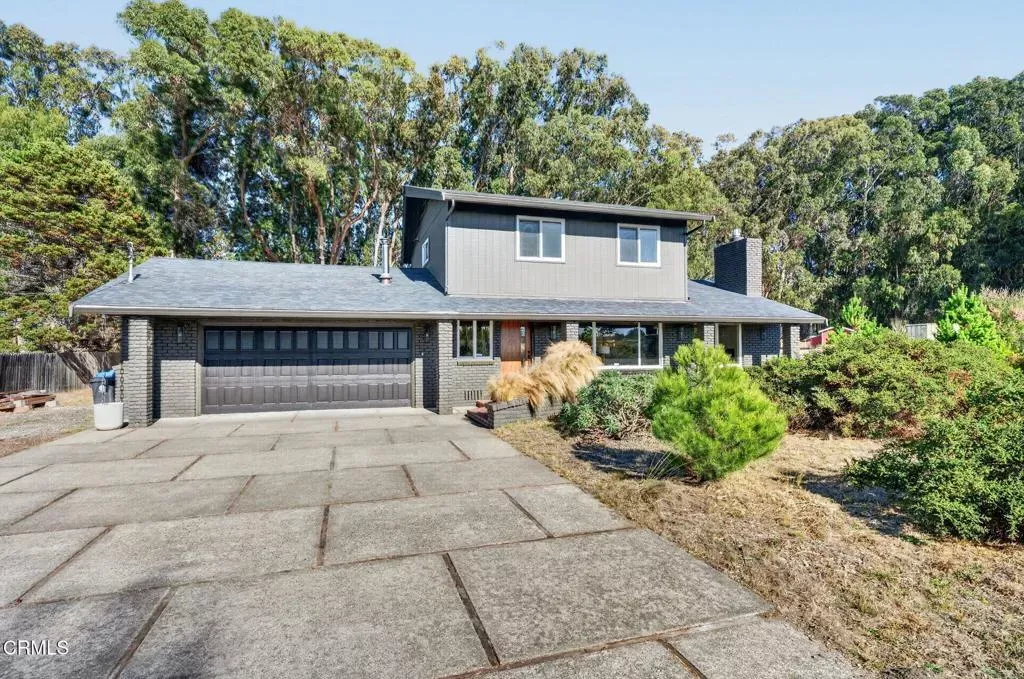 Property Photo:  25121 Ward Avenue  CA 95437 