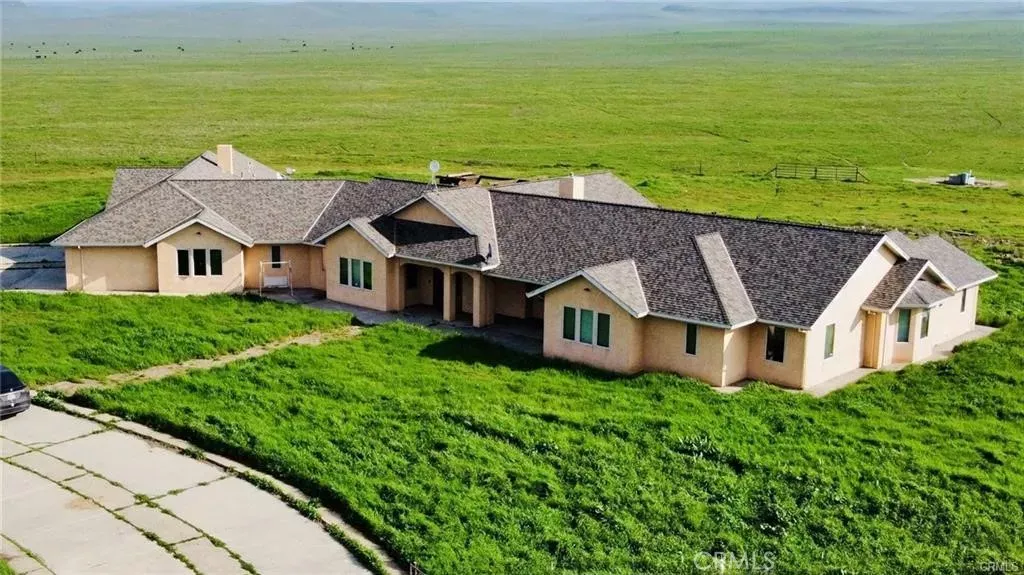 Property Photo:  20552 Buchanan Hollow Road  CA 95333 