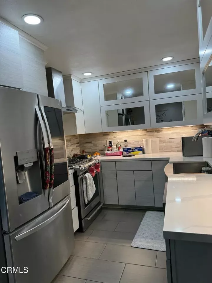 Property Photo:  2044 San Jose Street  CA 93030 