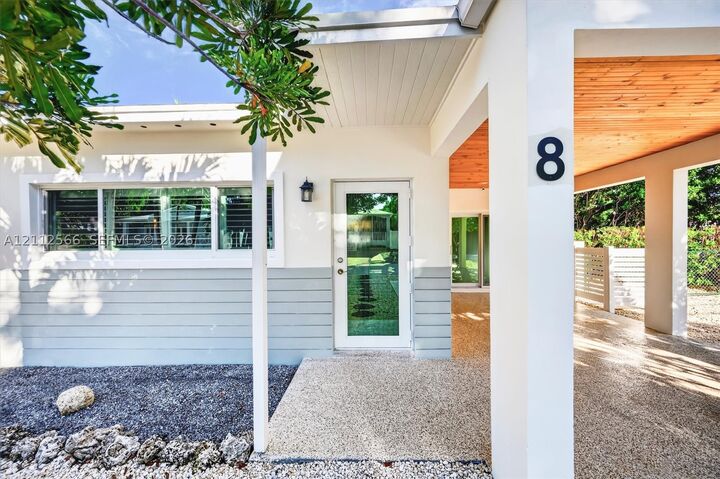 Property Photo:  8 Ocean View Blvd  FL 33037 