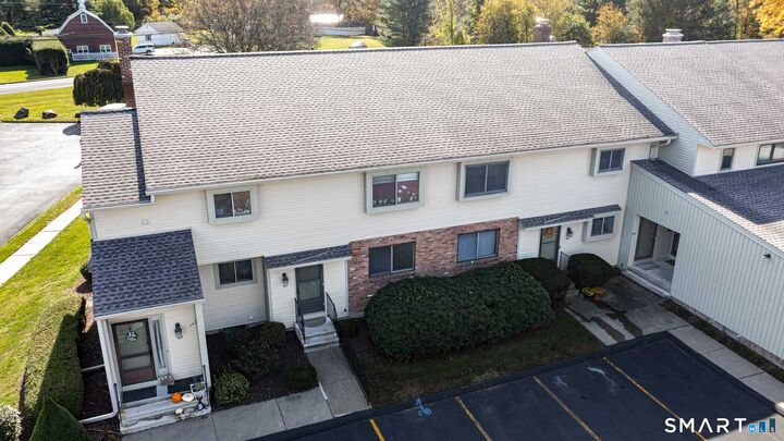 Property Photo:  101 Summer Hill Drive 101  CT 06074 