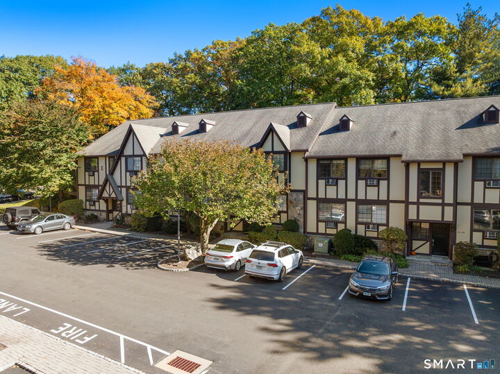 Property Photo:  50 Aiken Street 184  CT 06851 
