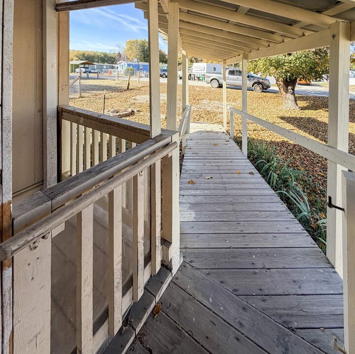 Property Photo: 686 Old Arden Hwy Unit #21 WA 99114