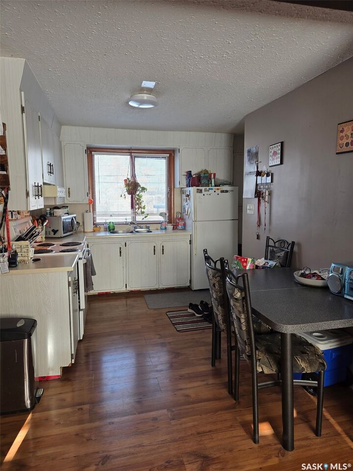 Property Photo: 1778 13th Street W SK S6V 3K1