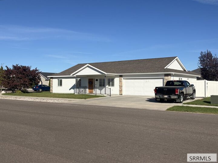 Property Photo: 5260 Cole St ID 83202