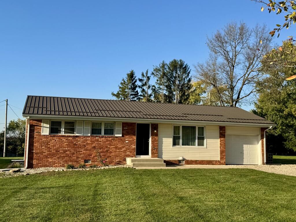 Property Photo: 476 Brentwood Drive OH 43160
