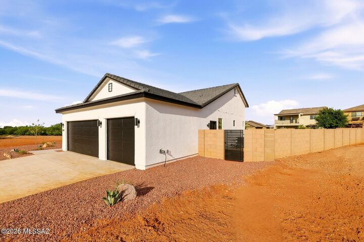 Property Photo: 3507 Perry Place AZ 85650