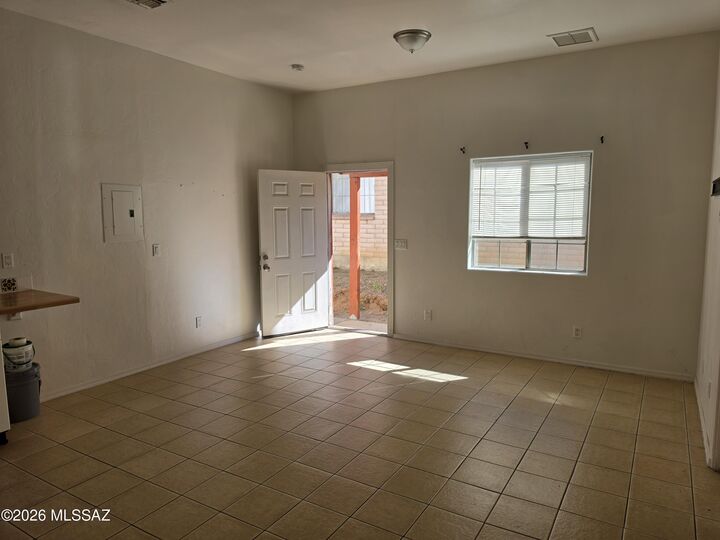Property Photo: 2569 N Corinthian Garden Drive Apt#2 AZ 85621