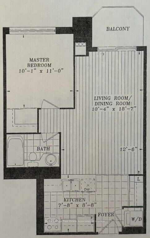 Property Photo: 3880 Duke Of York Boulevard 618 ON L5B 4M7