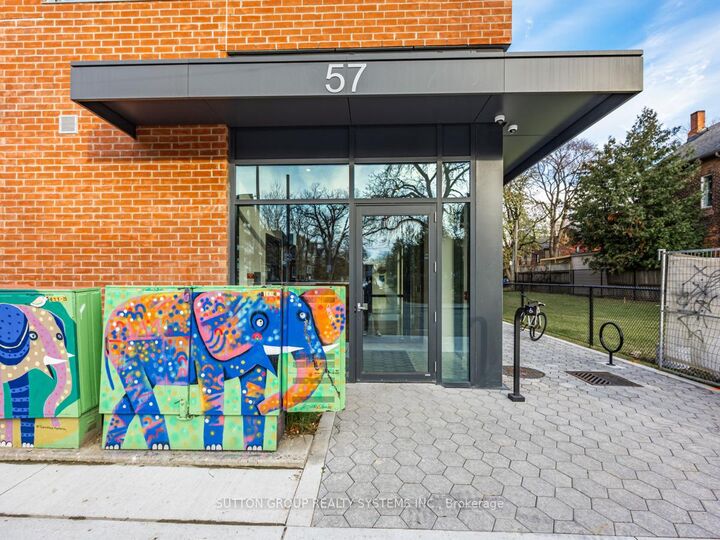 Property Photo: 57 Brock Avenue 707 ON M6K 2L3