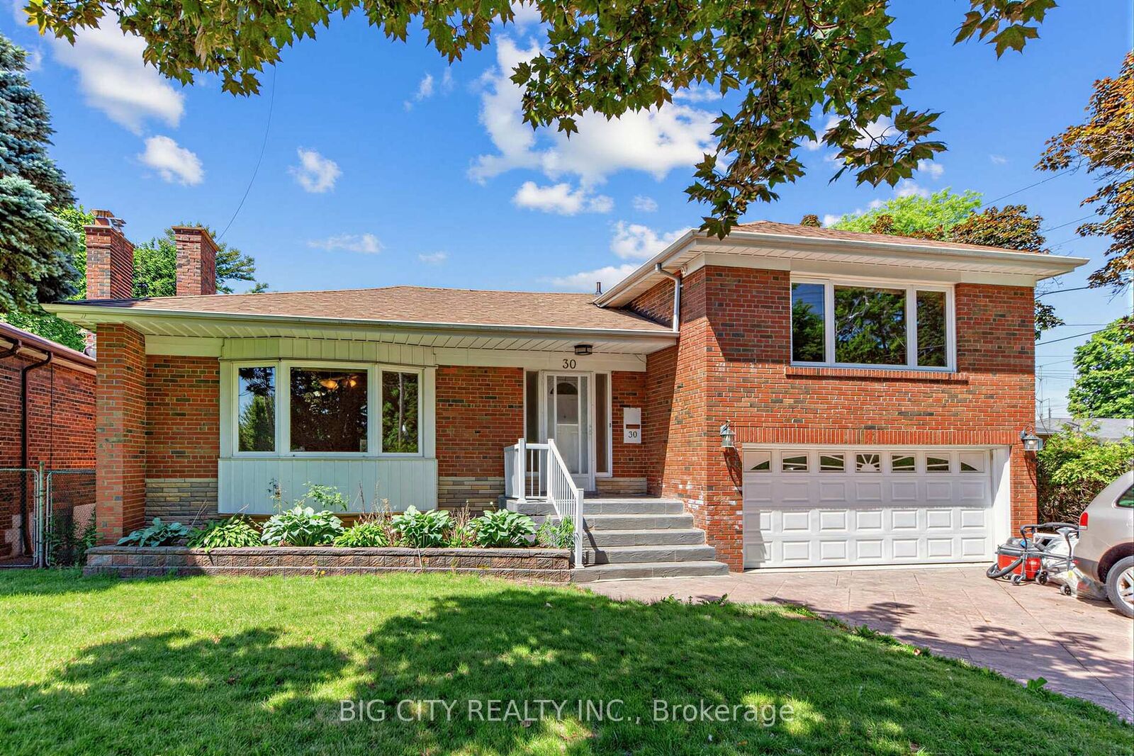 Property Photo:  30 Lozoway Drive  ON M1K 2Y4 