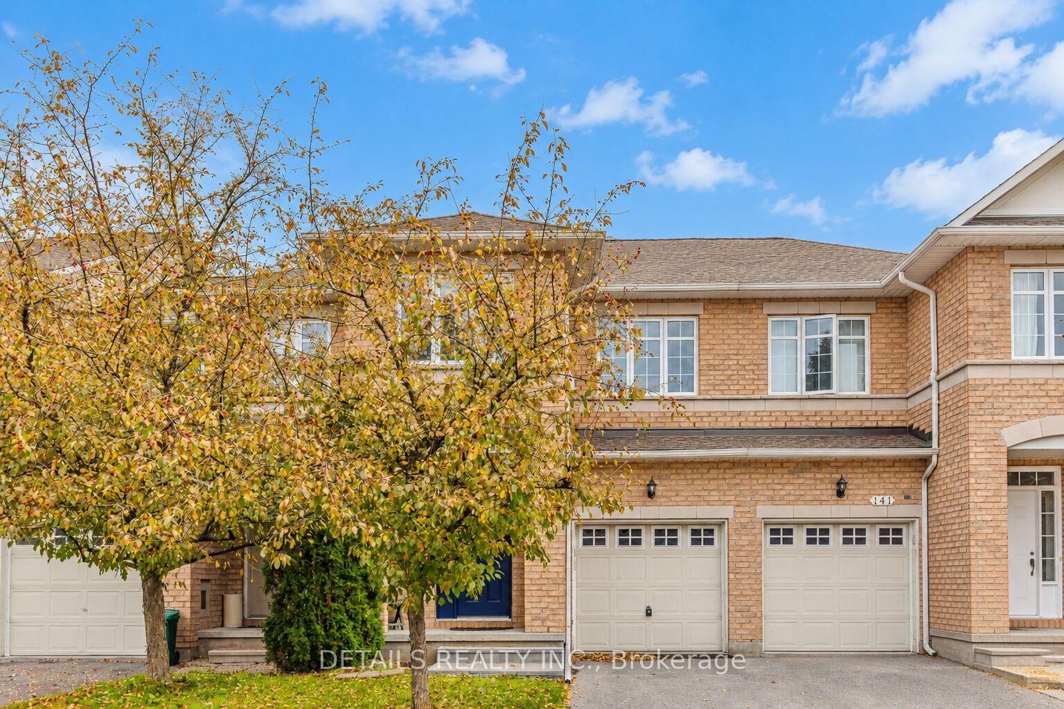 Property Photo:  143 Gatespark Private  ON K2T 1K9 
