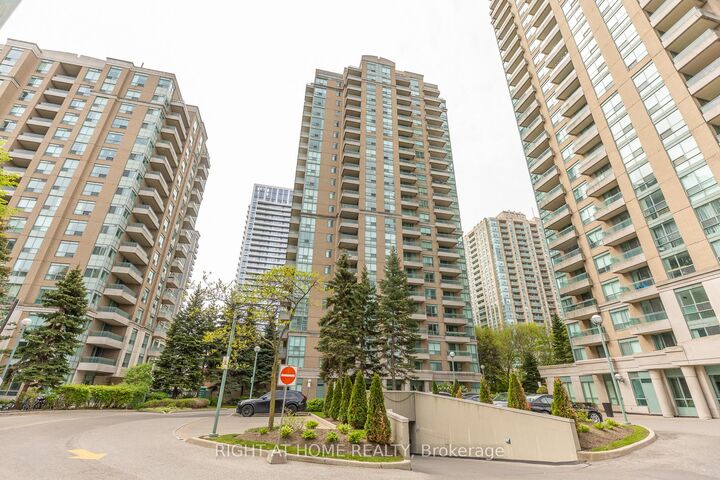 Property Photo: 3 Pemberton Avenue 1706 ON M2M 4M1