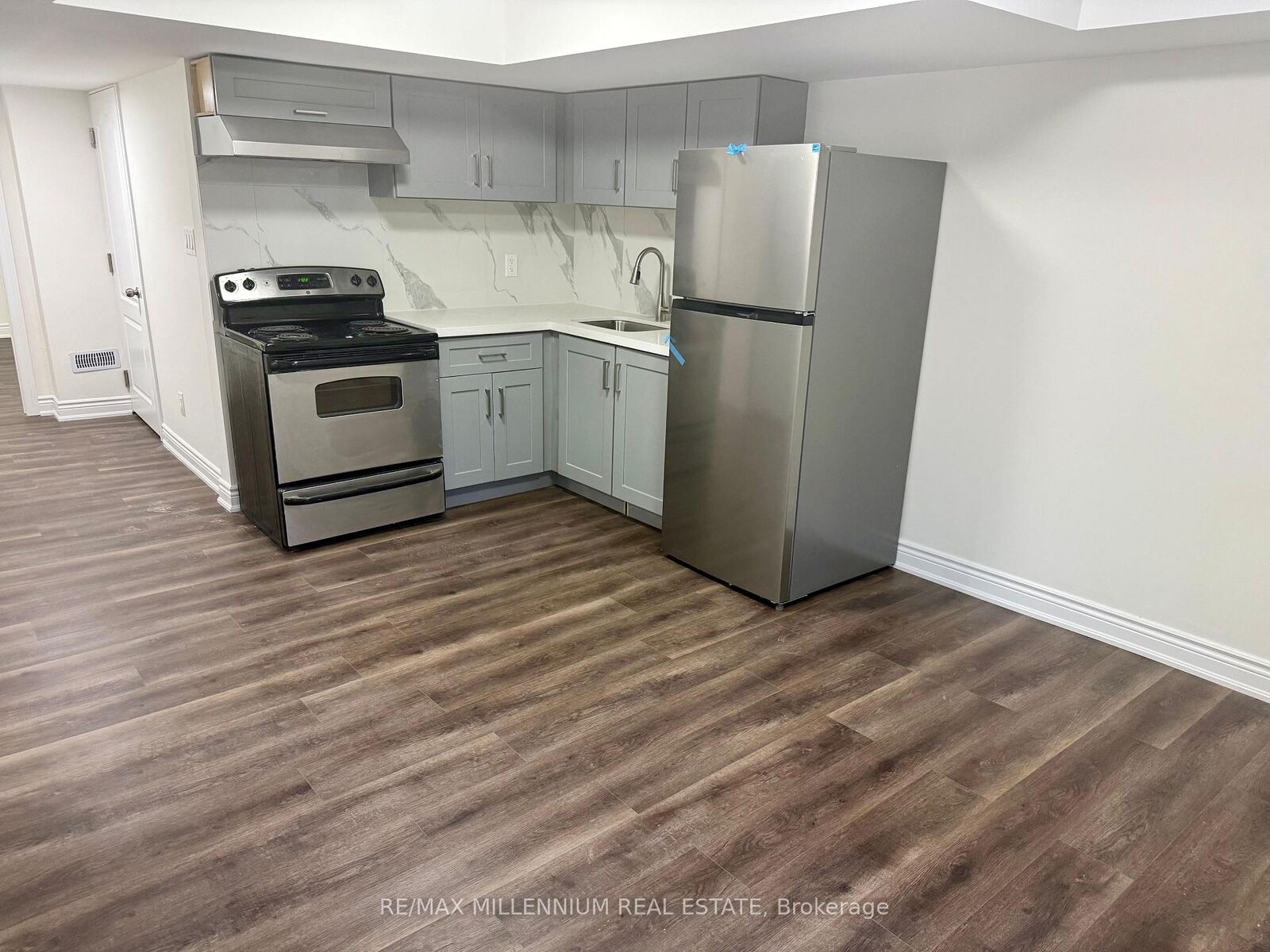 Property Photo:  1527 Princelea Place Bsmt  ON L5M 3N9 