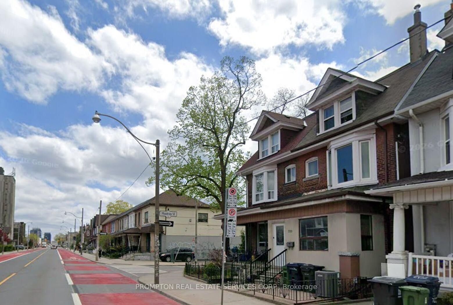 Property Photo:  700 Dufferin Street  ON M6K 2B7 