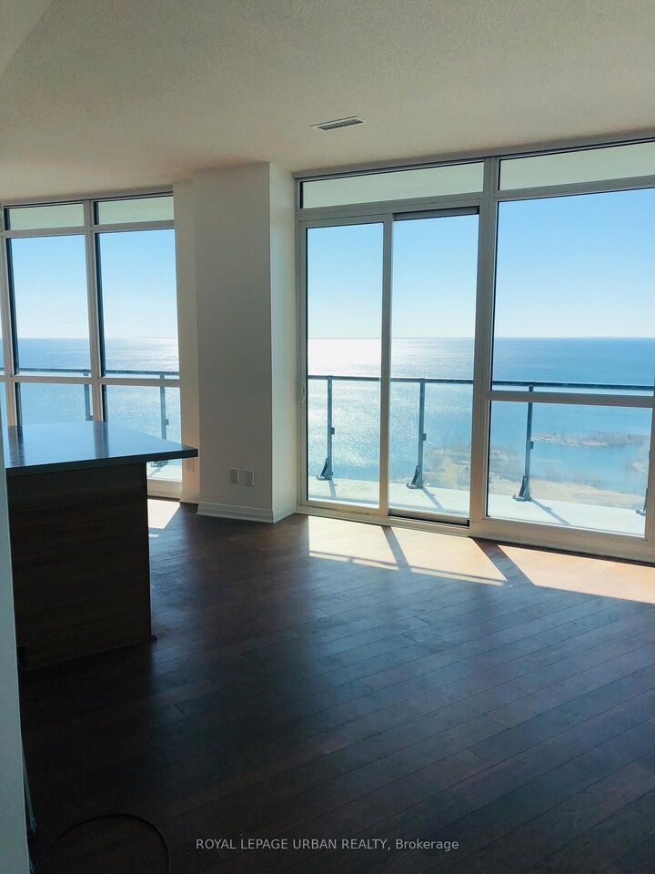 Property Photo:  59 Annie Craig Drive 3504  ON M8V 0C4 