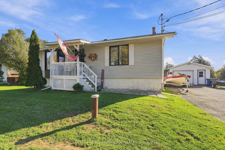 Property Photo:  1394 Sandy Hill Road  ON K6A 2R2 