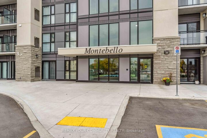 Property Photo: 50 Herrick Avenue Upper Ph04 ON L2P 2T9