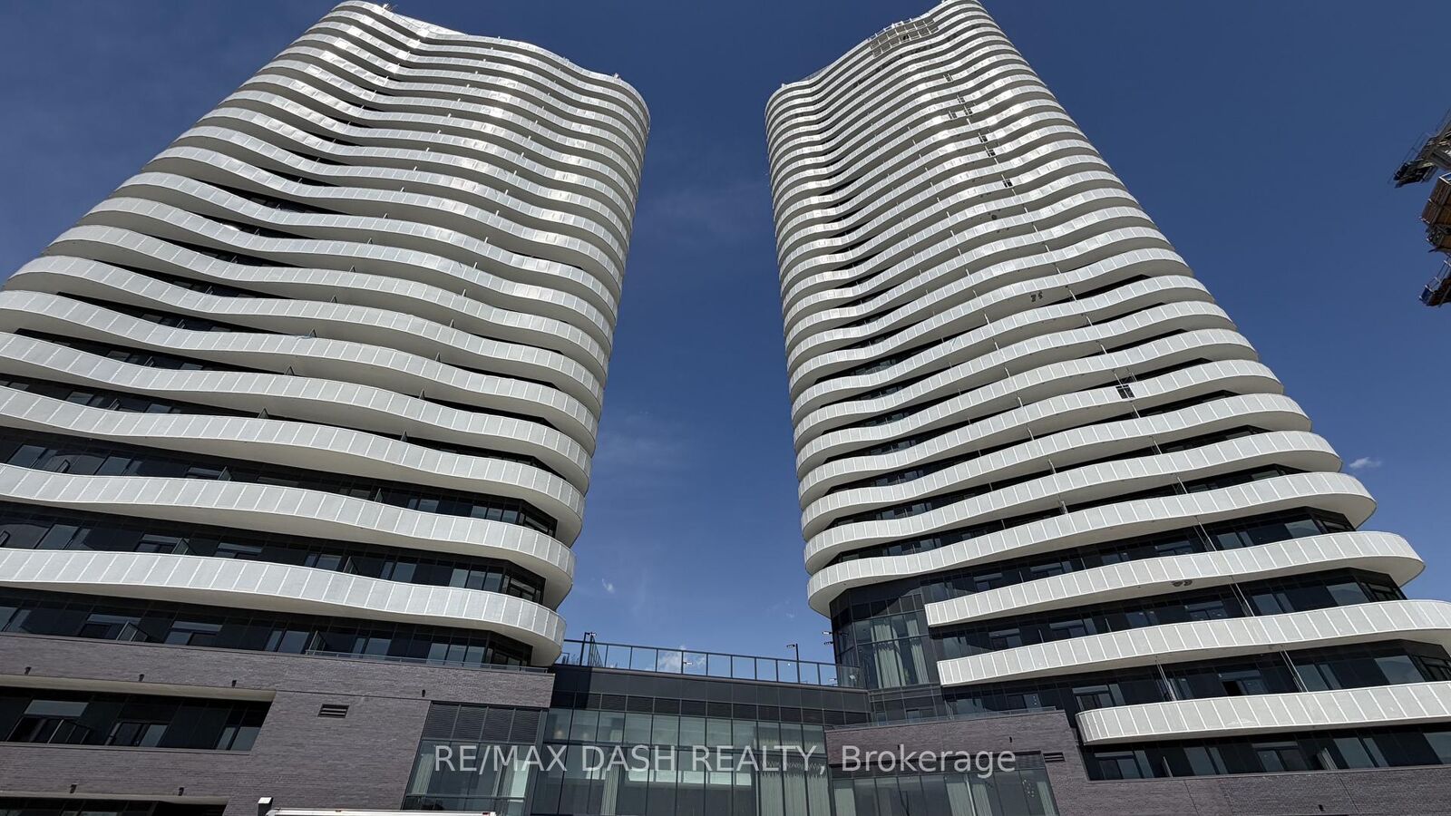 Property Photo:  6 Flavelle Trail 3215  ON L4L 0M8 