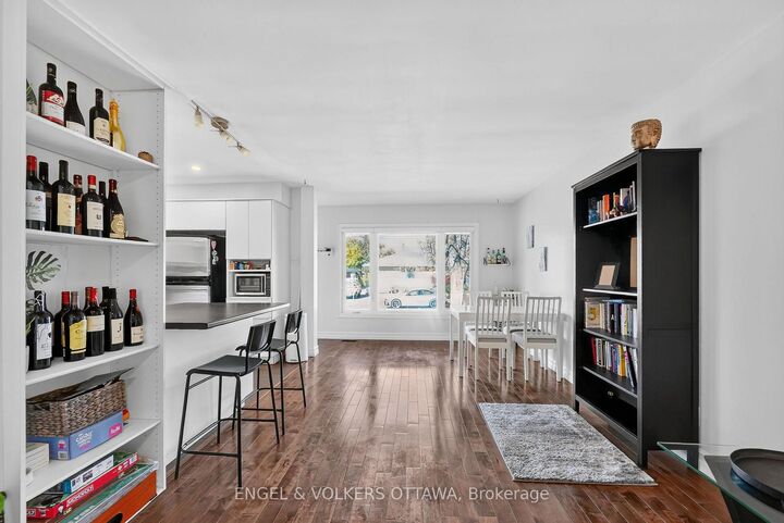 Property Photo: 392 Fullerton Avenue ON K1K 1K1