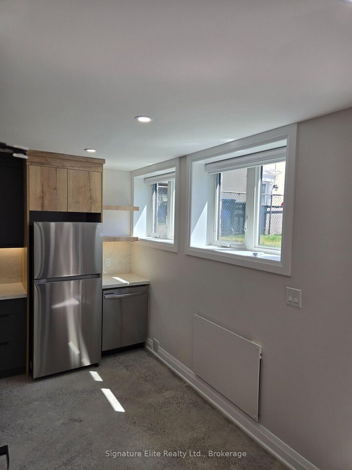 Property Photo:  46 Pitt Avenue Garden Suite  ON M1L 2R4 