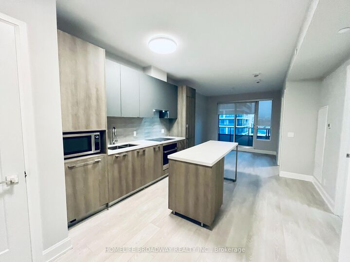 Property Photo:  38 Water Walk Drive 927  ON L3R 6M8 