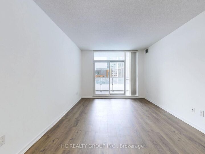 Property Photo:  70 Forest Manor Road 229  ON M2J 0A9 