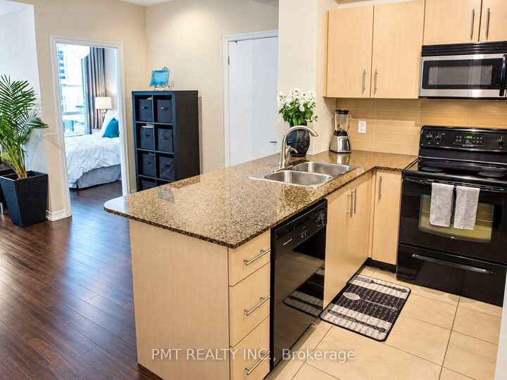 Property Photo:  12 Yonge Street 408  ON M5E 1Z9 