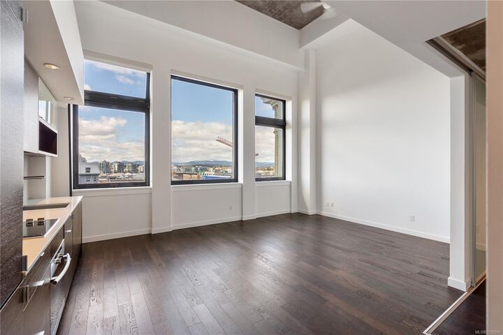 Property Photo: 770 Fisgard St #416 BC V8W 0B8