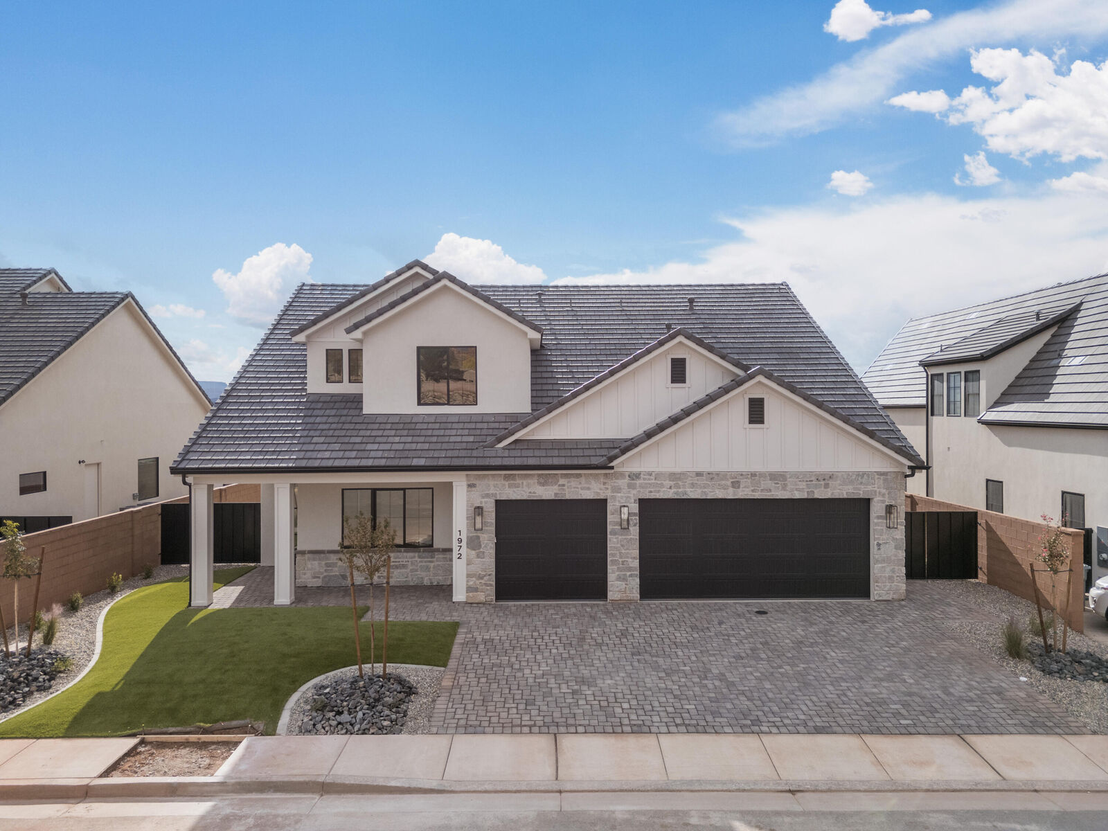 Property Photo:  1972 N Creek Side Ct  UT 84780 