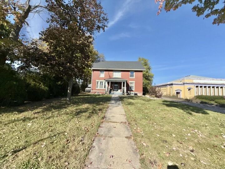 Property Photo: 1600 E High Street OH 45505