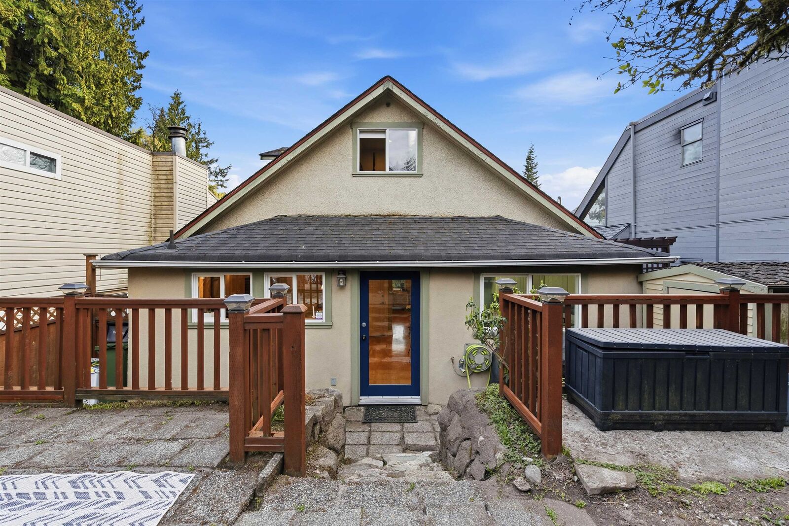 Property Photo:  272 Osborne East Road  BC V7N 1M1 
