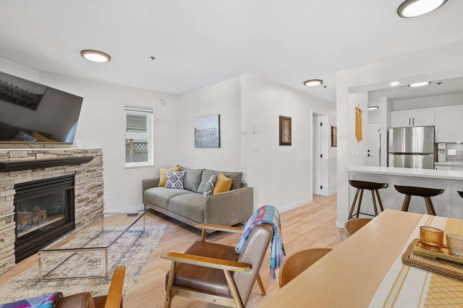 Property Photo: 1048 East 7th Avenue 2 BC V5T 1P7