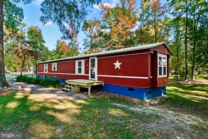 Property Photo: 156 San Pedro Drive VA 22443