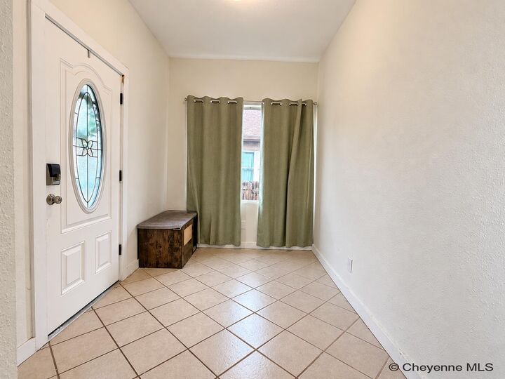Property Photo: 2809 Dillon Ave WY 82001