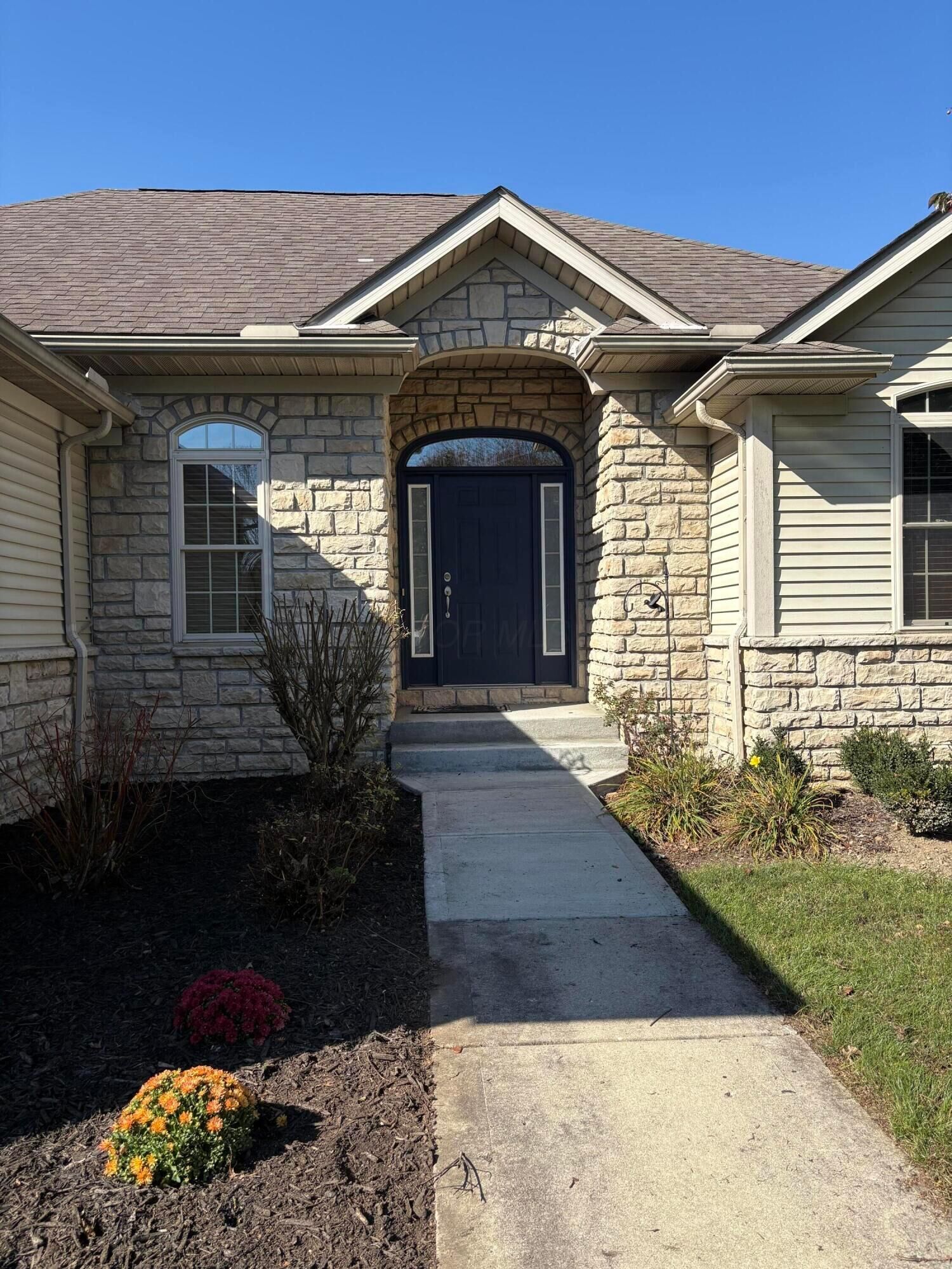 Property Photo:  415 Ridgeland Drive  OH 43028 