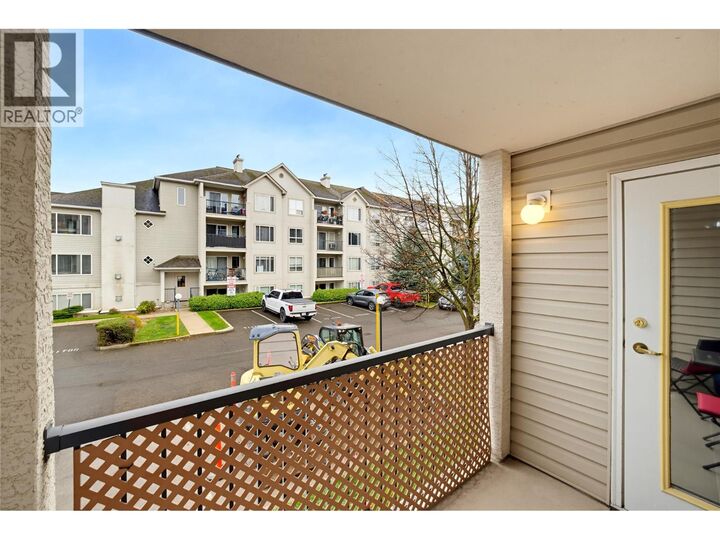 Property Photo: 640 3 Street Southwest 208 BC V1E 2R3