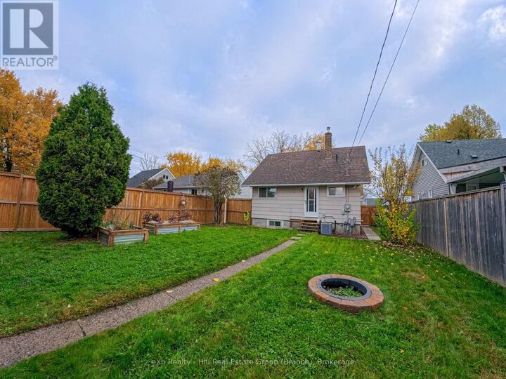 Property Photo:  737 Syndicate Avenue North  ON P7C 3X3 