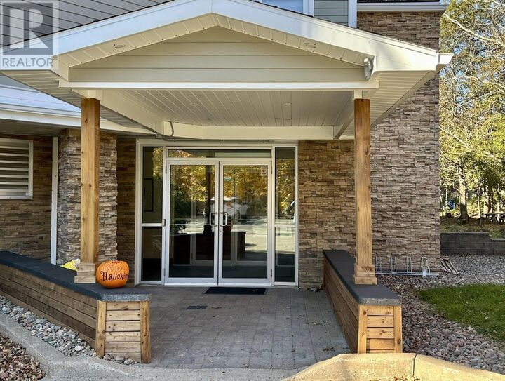 Property Photo: 476 Main Street 101 NS B0J 2E0