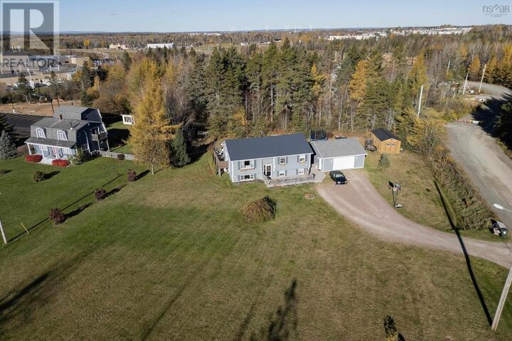Property Photo: 7 Burns Drive NS B4H 3Y4