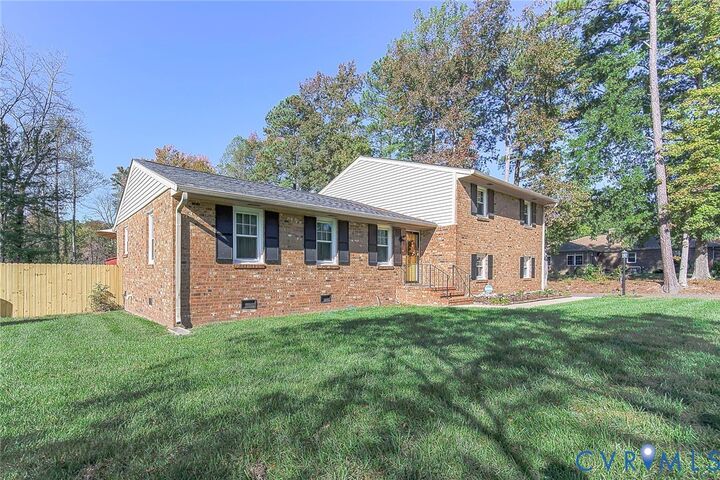 Property Photo: 10806 Burleigh Drive VA 23805
