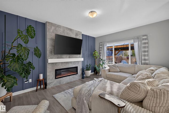 Property Photo:  107 Kingsbury Circle  AB T7X 0C9 