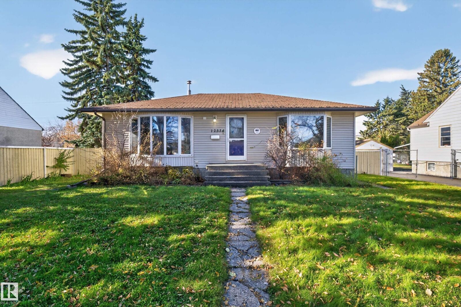 Property Photo:  12334 79 Street NW  AB T5B 2M1 