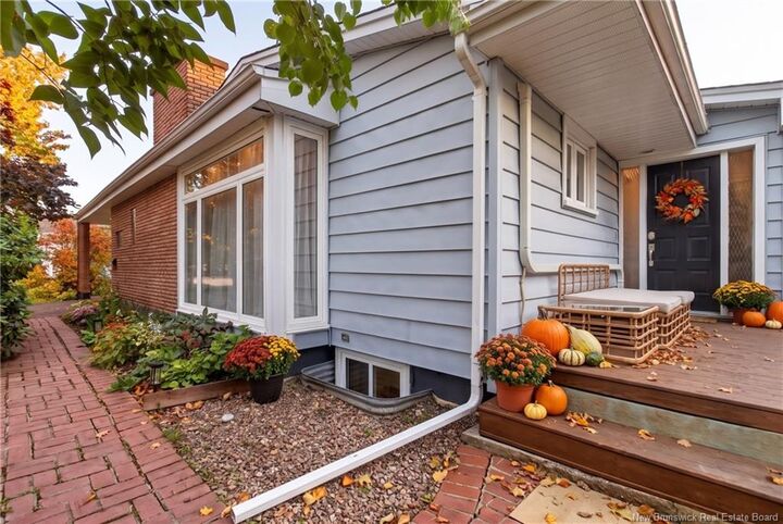 Property Photo:  20 Vista Drive  NB E1A 4L5 