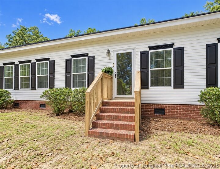 Property Photo: 1807 Horseshoe Bend Road NC 28339